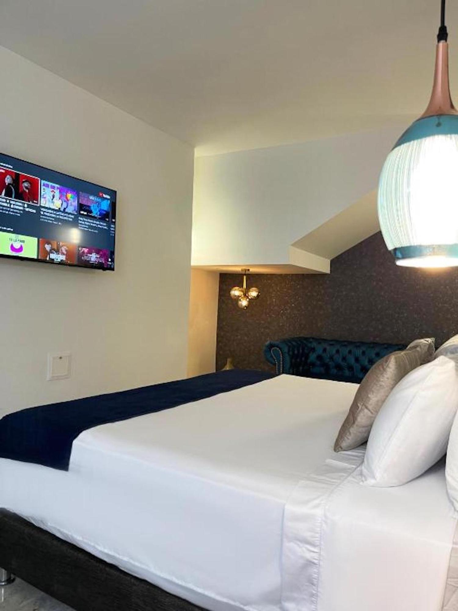 Hotel Lleras Medellín Buitenkant foto