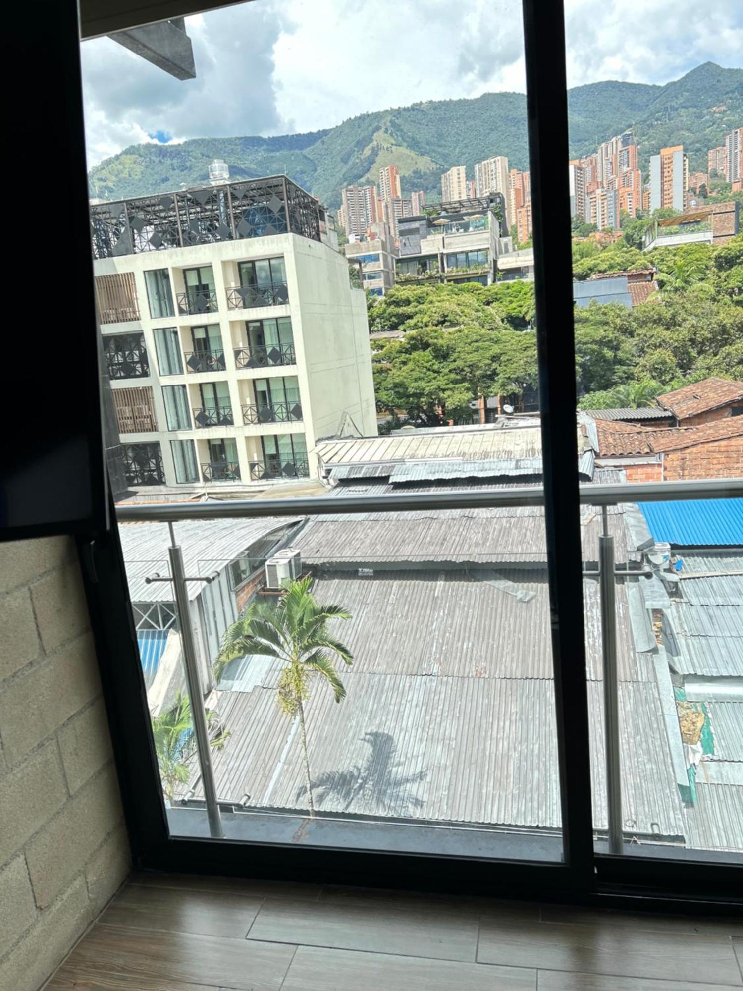 Hotel Lleras Medellín Buitenkant foto